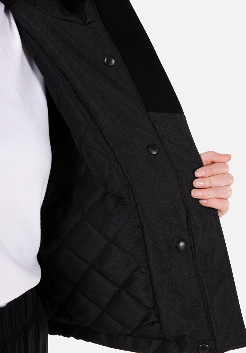 Afișați detalii pentru Palton Negru Pentru Femei Cu Glugă Regular Fit