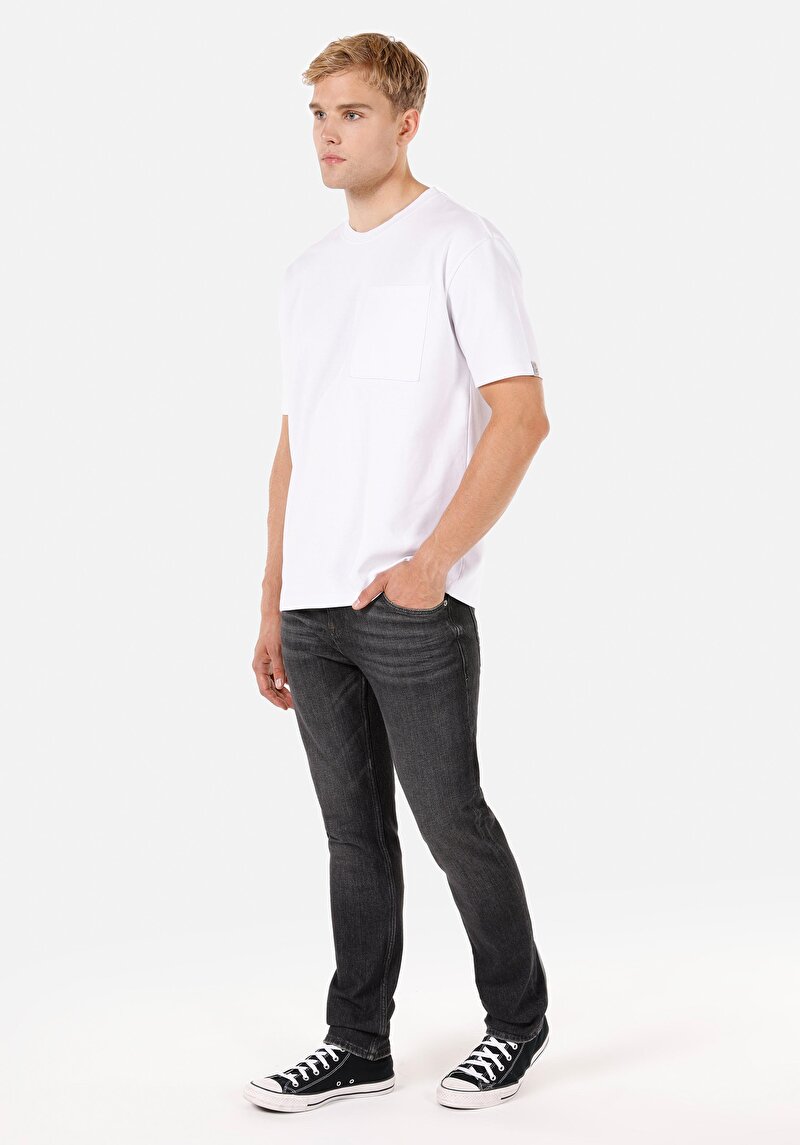 Imagine a Pantaloni De Barbati Denim Straight Fit 044 Karl Cl1071275