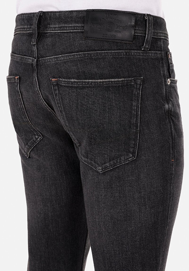 Afișați detalii pentru Pantaloni De Barbati Denim Straight Fit 044 Karl Cl1071275