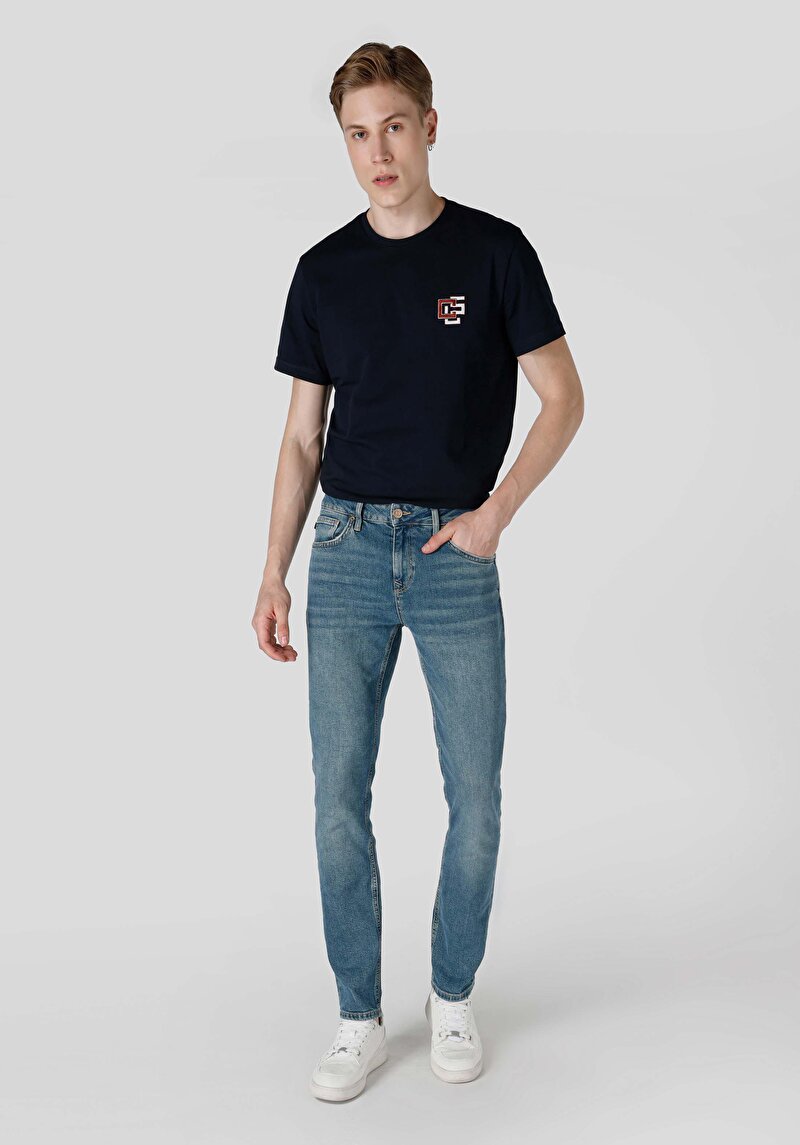 Imagine a Pantaloni De Barbati Denim Straight Fit 044 Karl Cl1065535