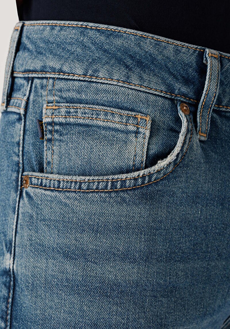 Afișați detalii pentru Pantaloni De Barbati Denim Straight Fit 044 Karl Cl1065535