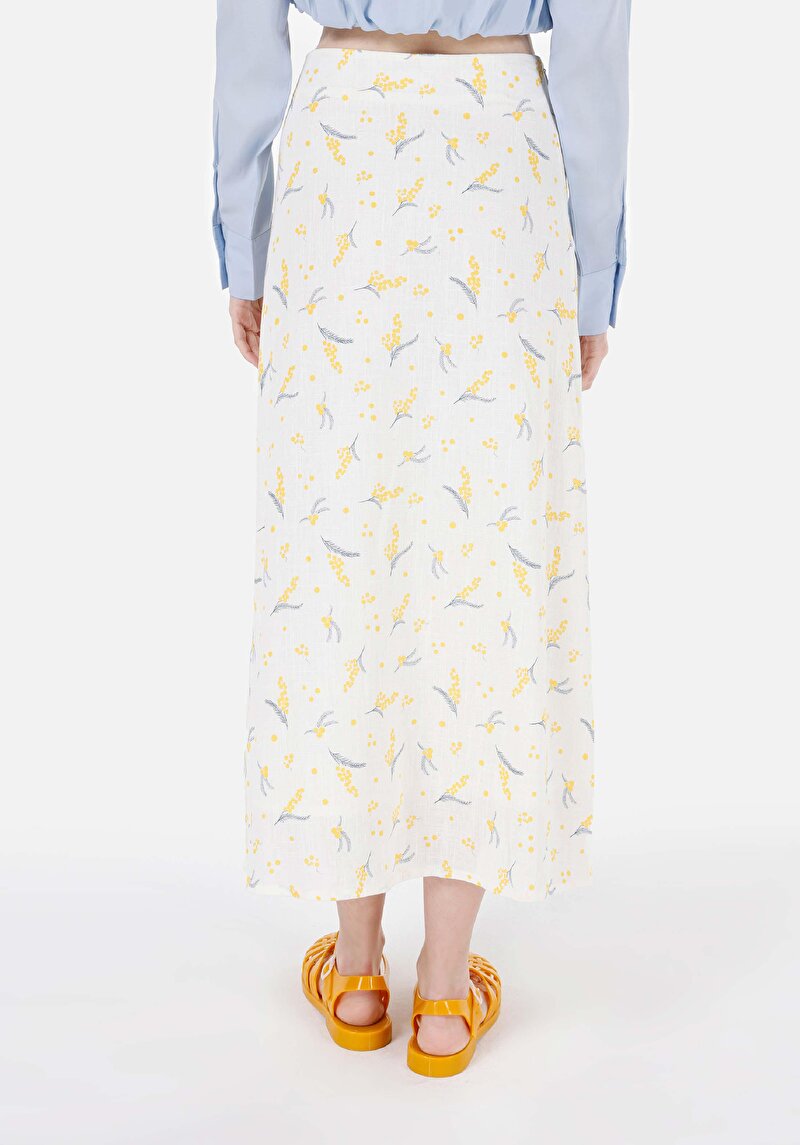 Imagine a Fusta Midi Floral Cu Fermoar Fusta Alba Pentru Femei