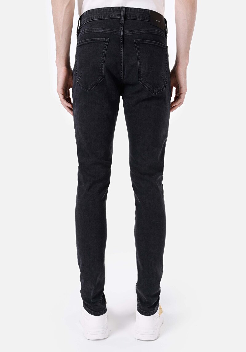 Imagine a Blugi Negri Pentru Bărbați Cu Talie Joasă Și Talie İngustă Slim Fit