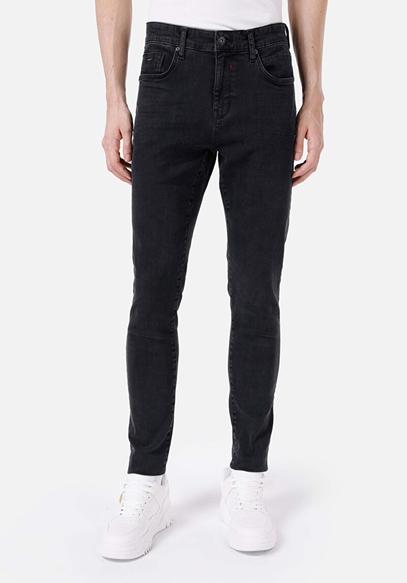 Imagine a Blugi Negri Pentru Bărbați Cu Talie Joasă Și Talie İngustă Slim Fit