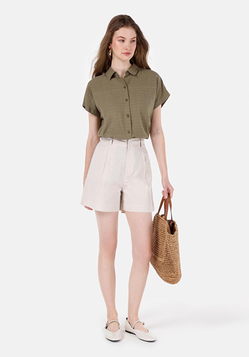 Imagine a Short / Pantaloni Scurti De Dama Bej Regular Fit  Cl1068966