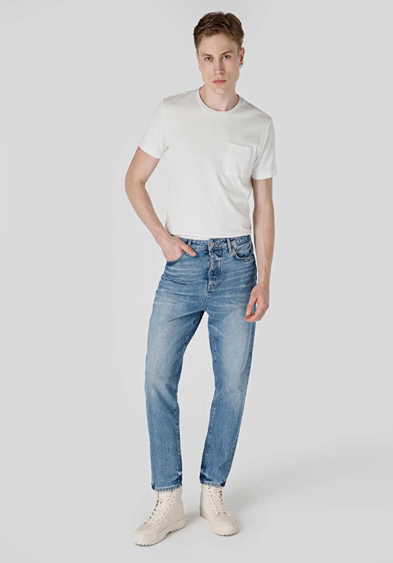Imagine a Regular Tapered Fit Mid Waist Slim Leg Blugi Din Denim Pentru Bărbați