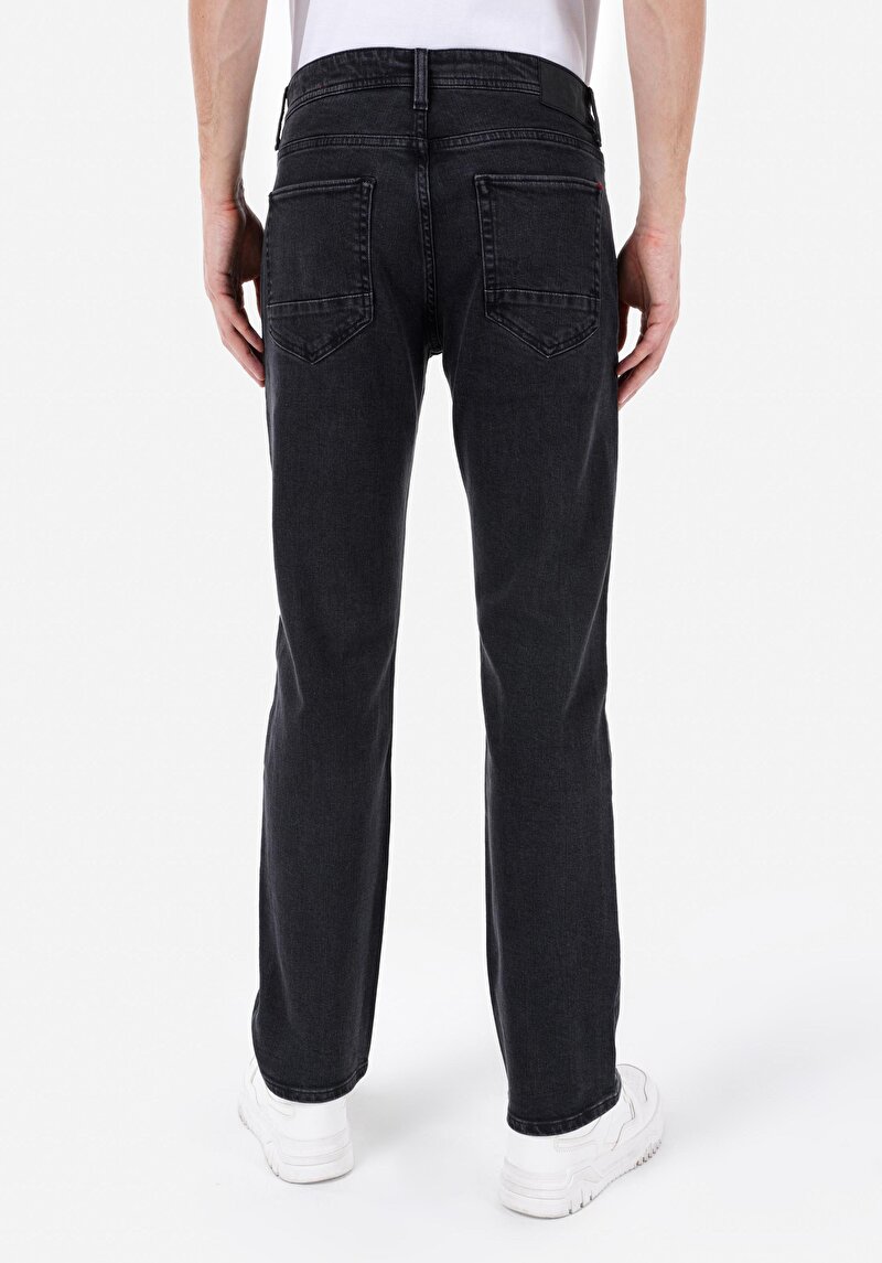 Afișați detalii pentru Pantaloni De Barbati Negru Regular Fit 045 David Cl1069023