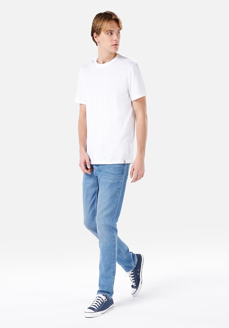 Afișați detalii pentru Pantaloni De Barbati Denim Straight Fit 044 Karl Cl1069031