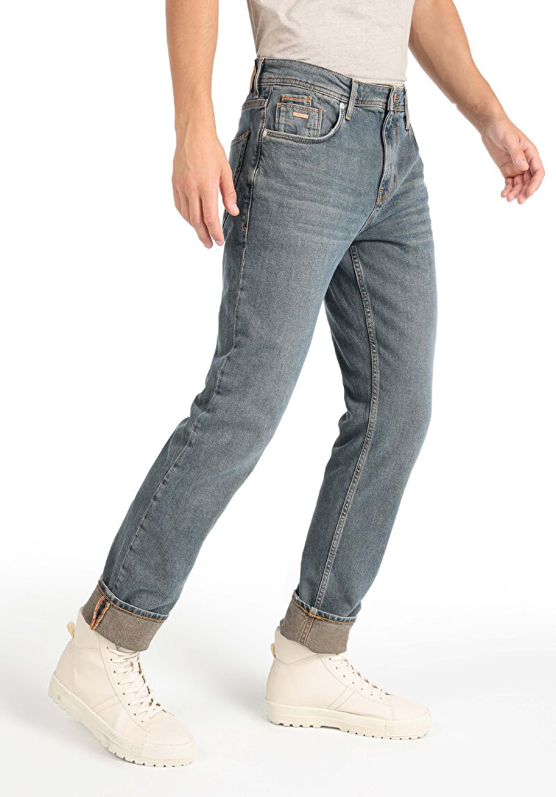 Imagine a Pantaloni De Barbati Denim Straight Fit 044 Karl Cl1065606
