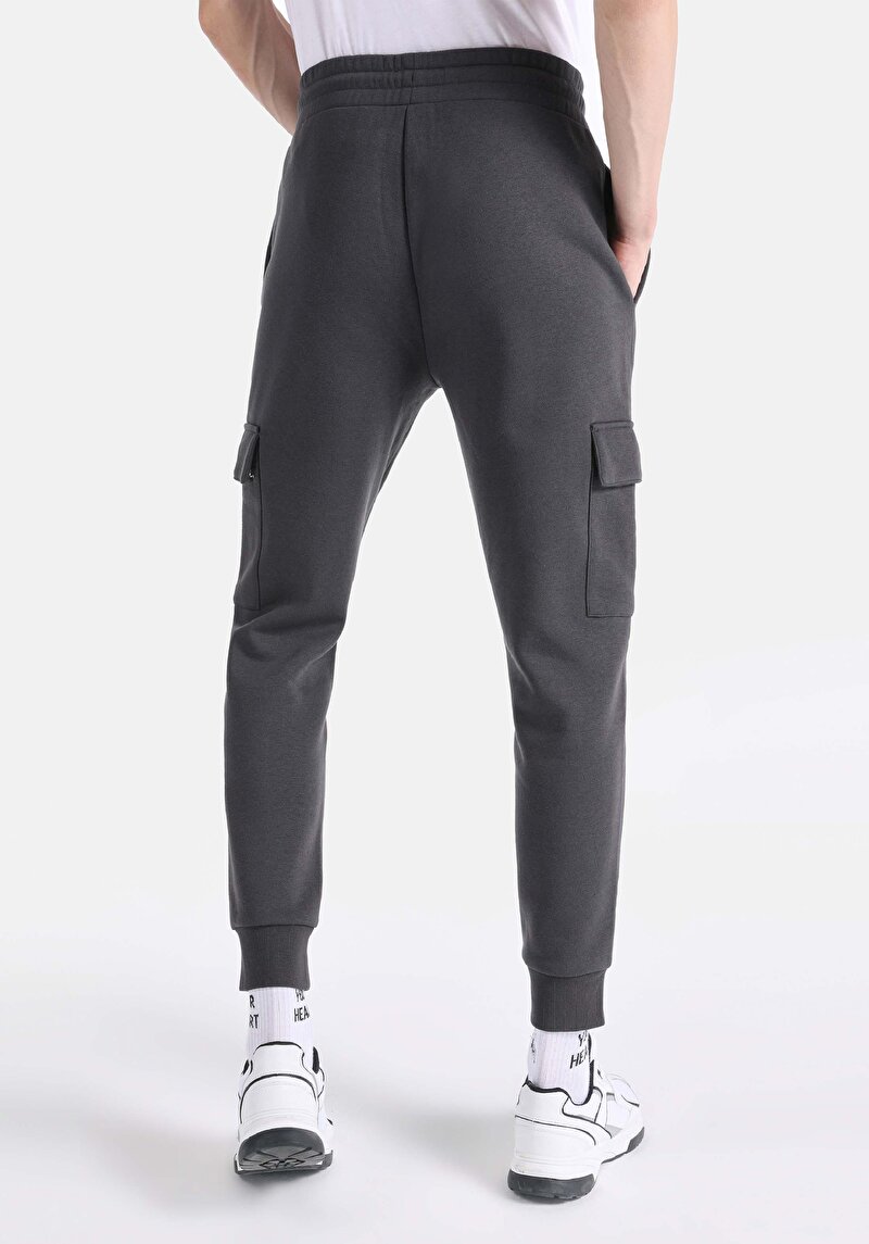 Imagine a Pantaloni De Trening De Barbati Antracit Slim Fit Cl1063372
