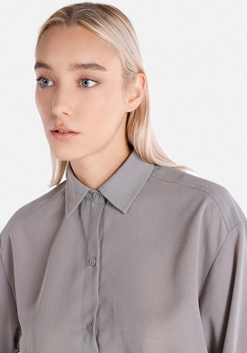 Imagine a Regular Fit Cămașă Gât În Carouri Cămașă Gri Cu Mânecă Lungă Pentru Femei