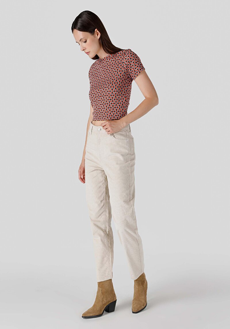 Imagine a Pantaloni De Dama Bej Regular Fit  Cl1065644