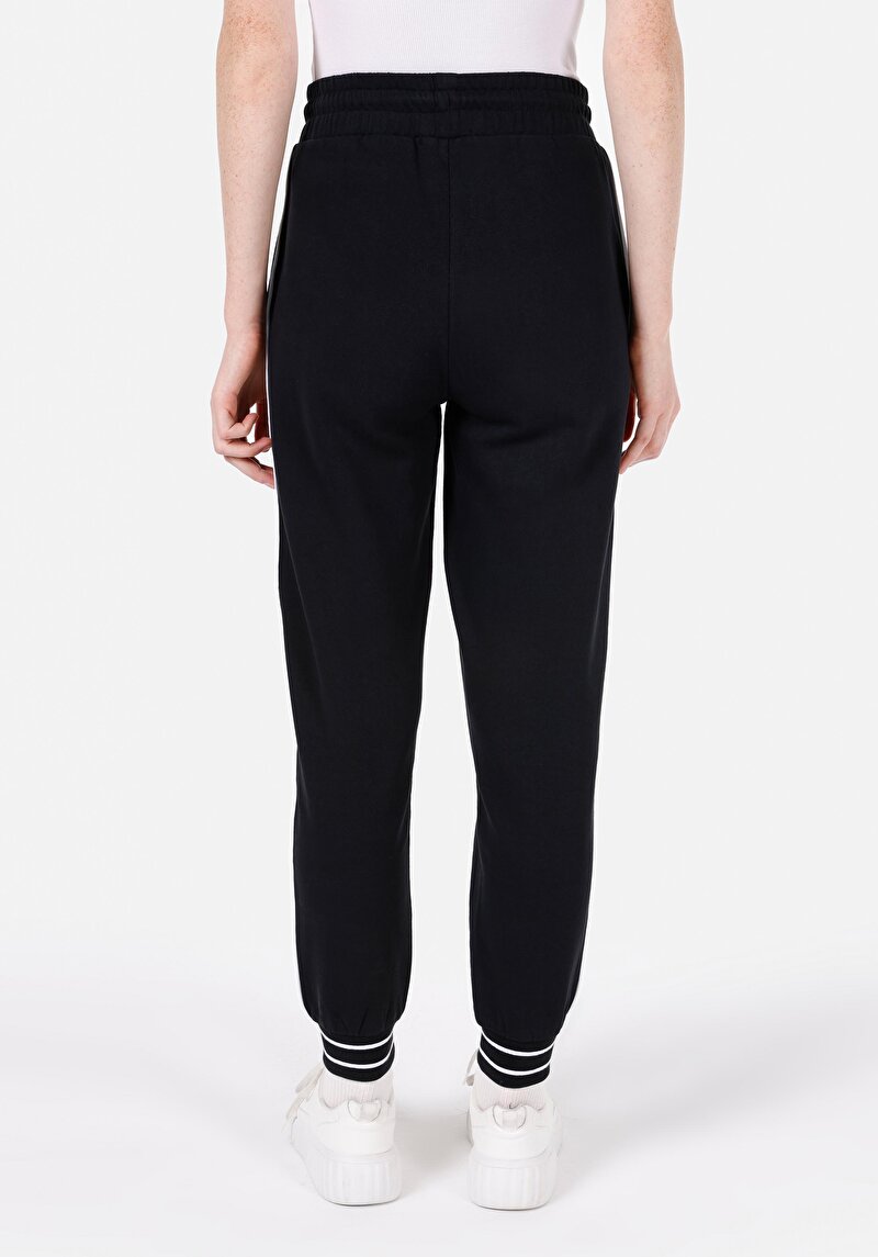 Afișați detalii pentru Pantaloni De Trening De Dama Negru Regular Fit  Cl1071841