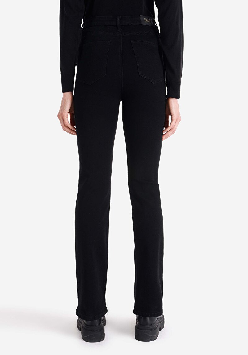 Afișați detalii pentru Regular Fit Mid Waist Bootcut Blugi Din Denim Pentru Femei