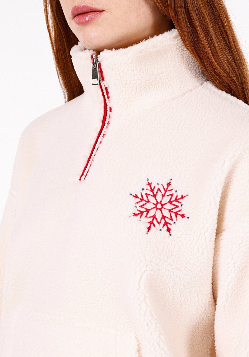 Imagine a Regular Fit Hanorac Ecru Pentru Femei Cu Fermoar