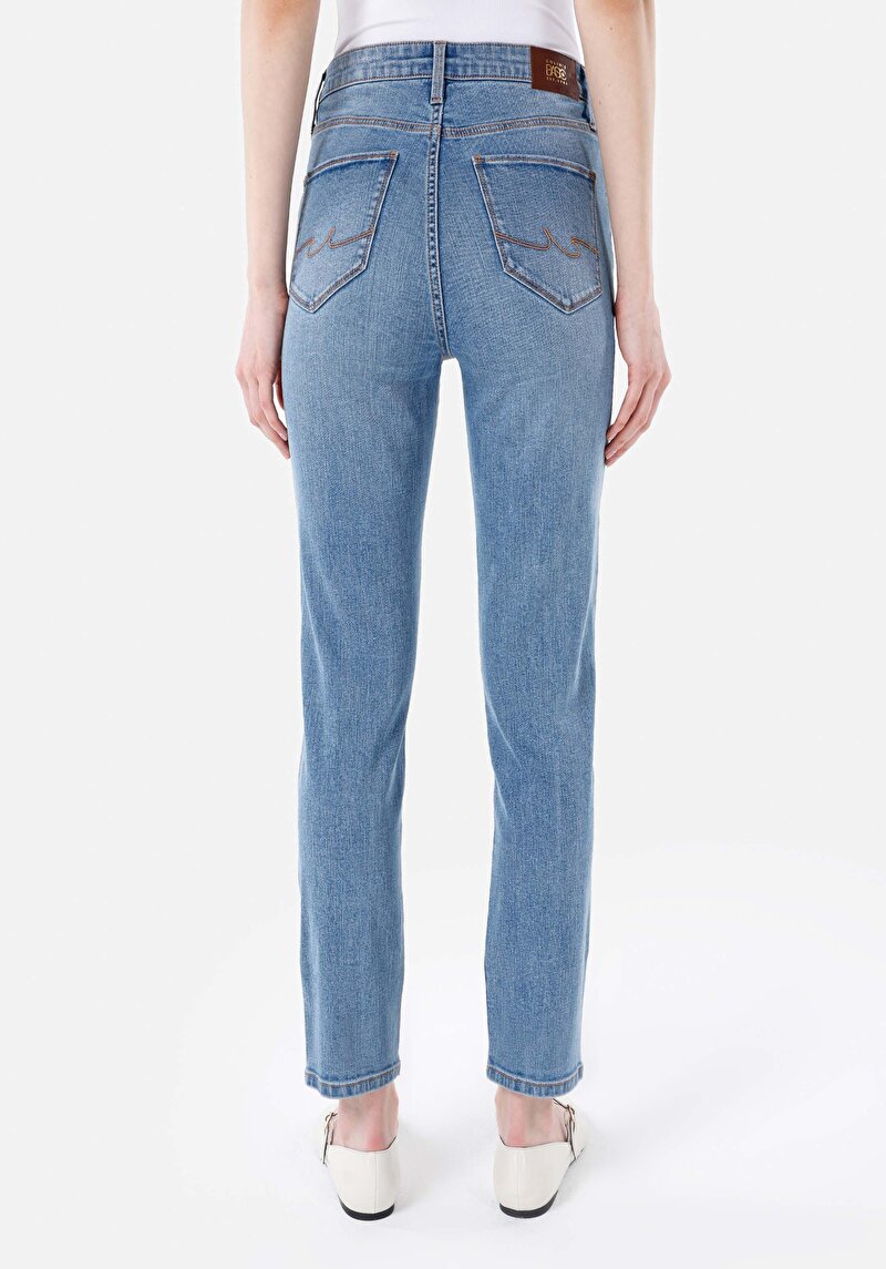 Imagine a Pantaloni De Dama Denim Slim Fit 703 Carla Cl1069220