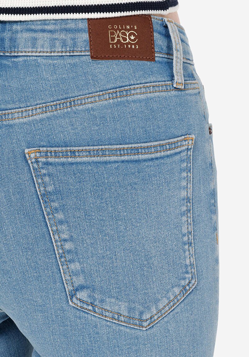 Afișați detalii pentru Regular Fit Talie Înaltă Picior Larg Blugi Din Denim Pentru Femei