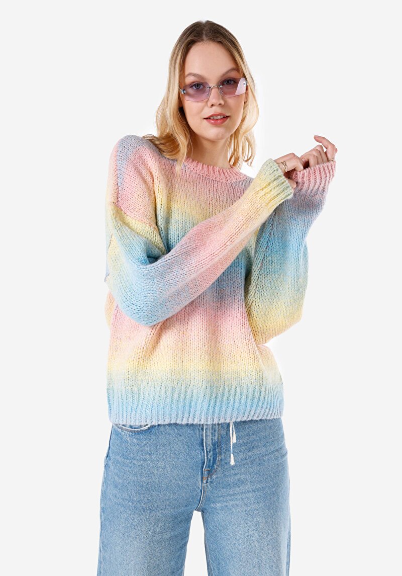 Imagine a Pulover Multicolor Pentru Femei Cu Gât Rotund Regular Fit