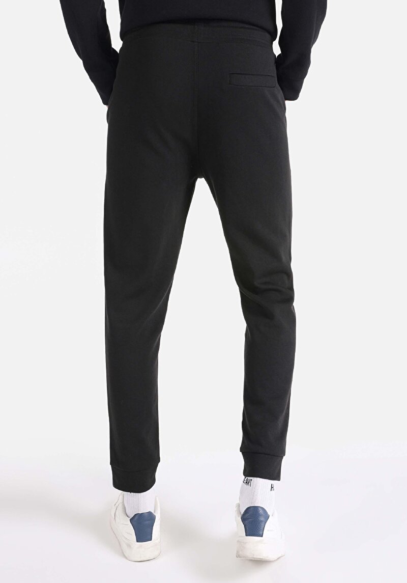 Imagine a Pantaloni De Trening De Barbati Negru Regular Fit Cl1065830