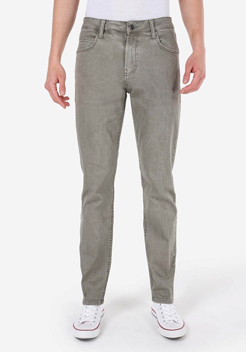 Imagine a Pantaloni Verzi Pentru Bărbați Cu Talie Dreaptă Cu Talie Dreaptă