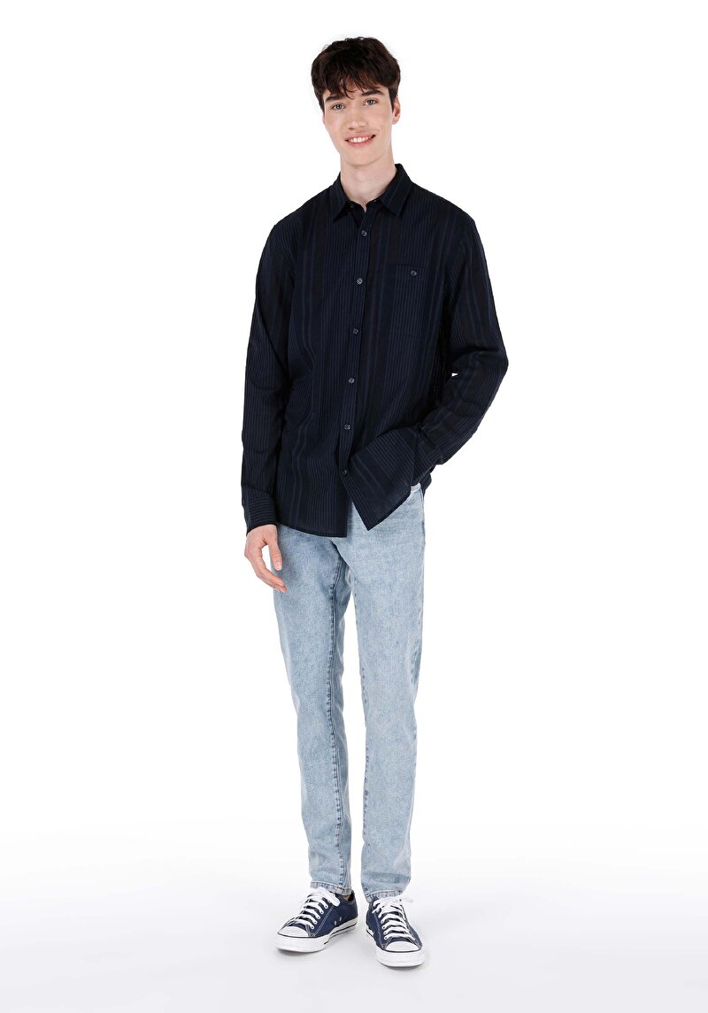 Imagine a Blugi Slim Fit Indigo Pentru Bărbați