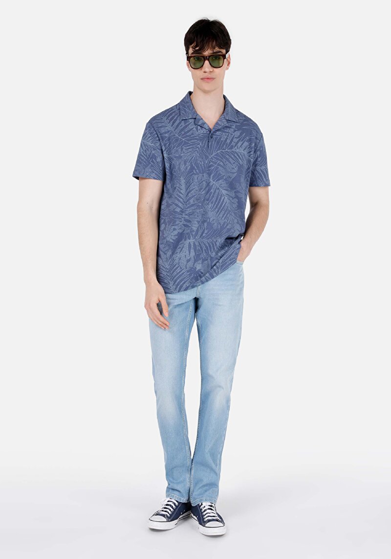 Imagine a Blugi İndigo Pentru Bărbați Cu Potrivire Dreaptă