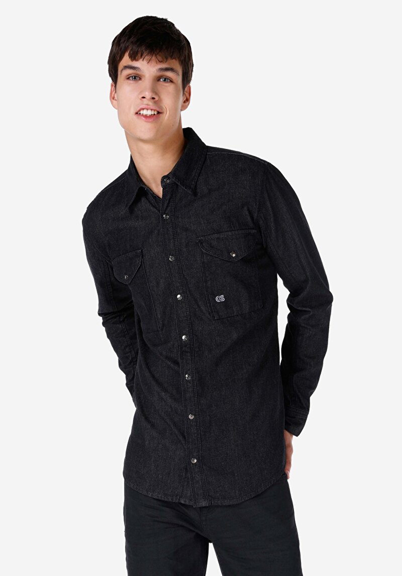 Imagine a Cămașă Albastră Cu Mânecă Lungă Pentru Bărbați Cu Guler Clasic Cu Guler Supradimensionat