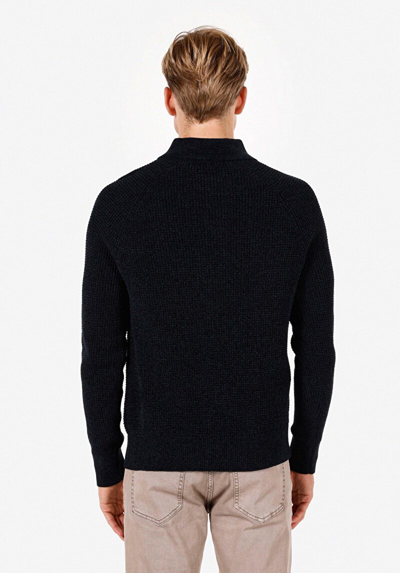 Imagine a Pulover De Barbati Albastru Marin Regular Fit Cl1070028