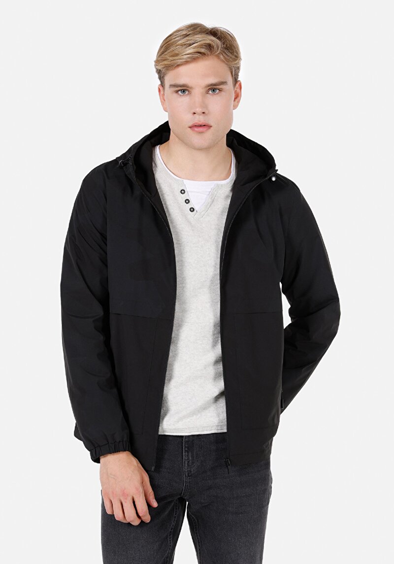 Imagine a Jacheta De Ploaıe De Barbati Negru Regular Fit  Cl1072652