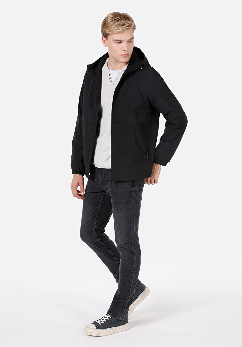 Imagine a Jacheta De Ploaıe De Barbati Negru Regular Fit Cl1072652