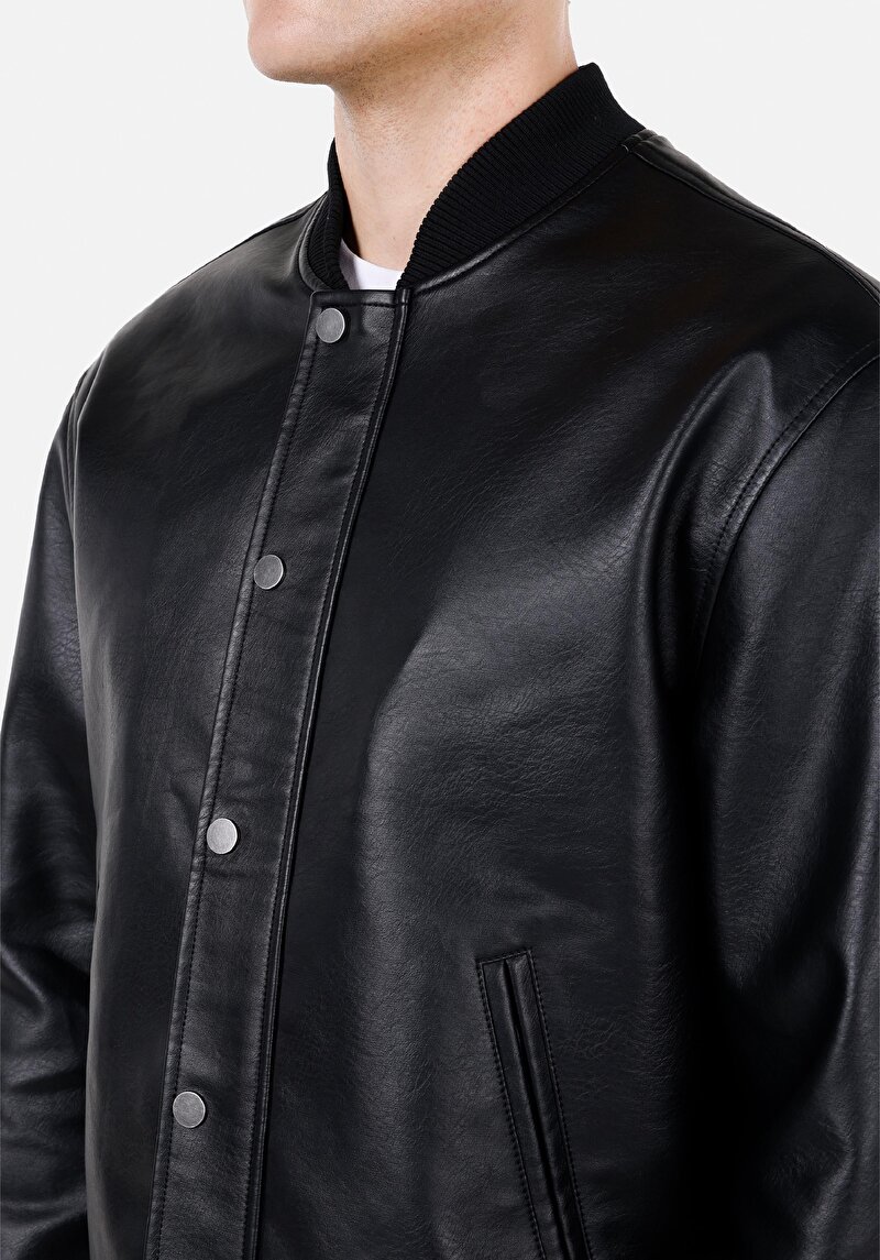 Imagine a Palton Negru Pentru Bărbați Regular Fit Pu