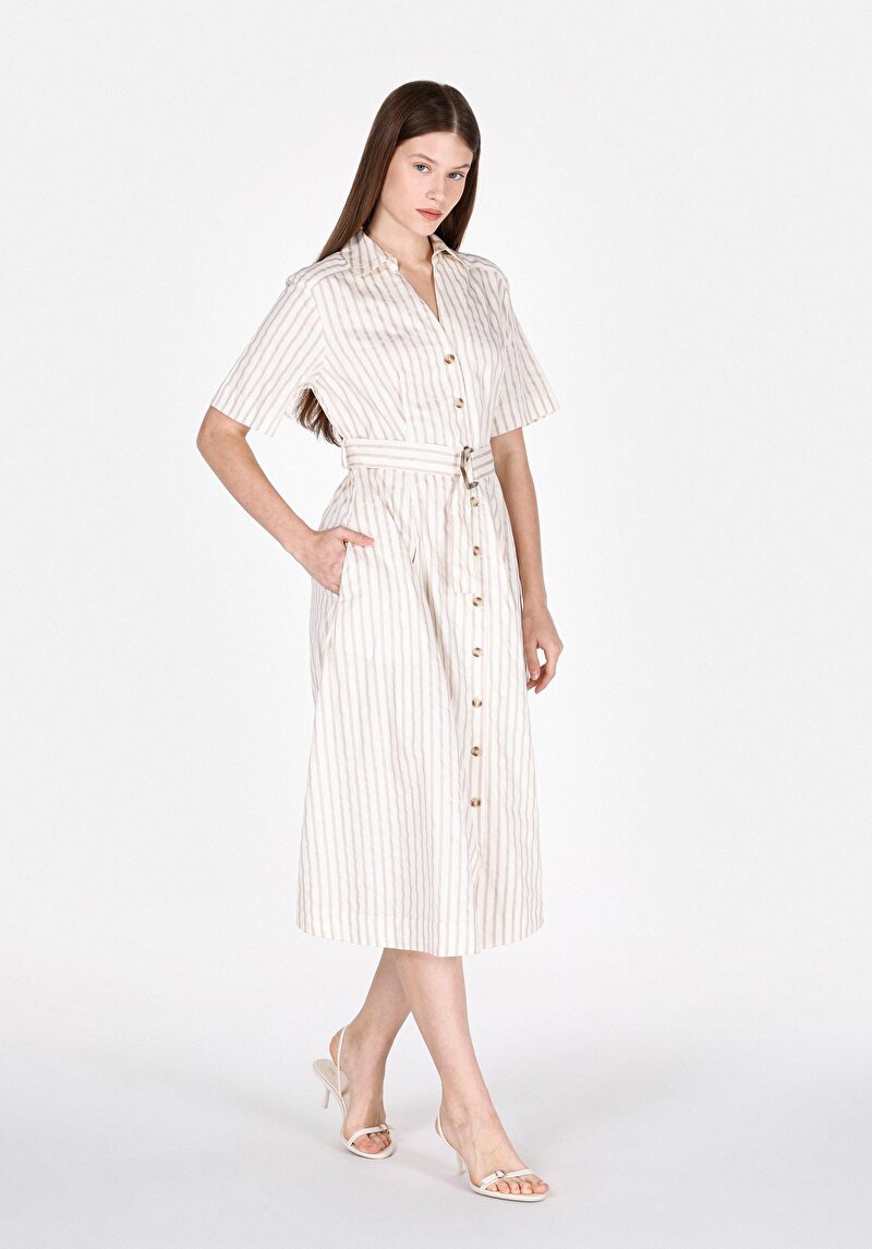 Imagine a Rochie Ecru Pentru Femei Regular Fit