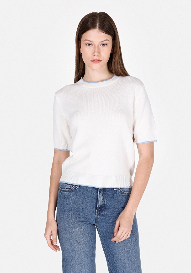 Imagine a Pulover Cu Mâneci Scurte De Dama Alb Regular Fit  Cl1073129