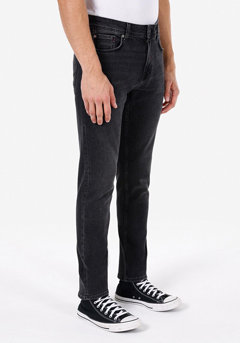 Afișați detalii pentru Pantaloni De Barbati Negru Regular Fit 067 Jack Cl1073570