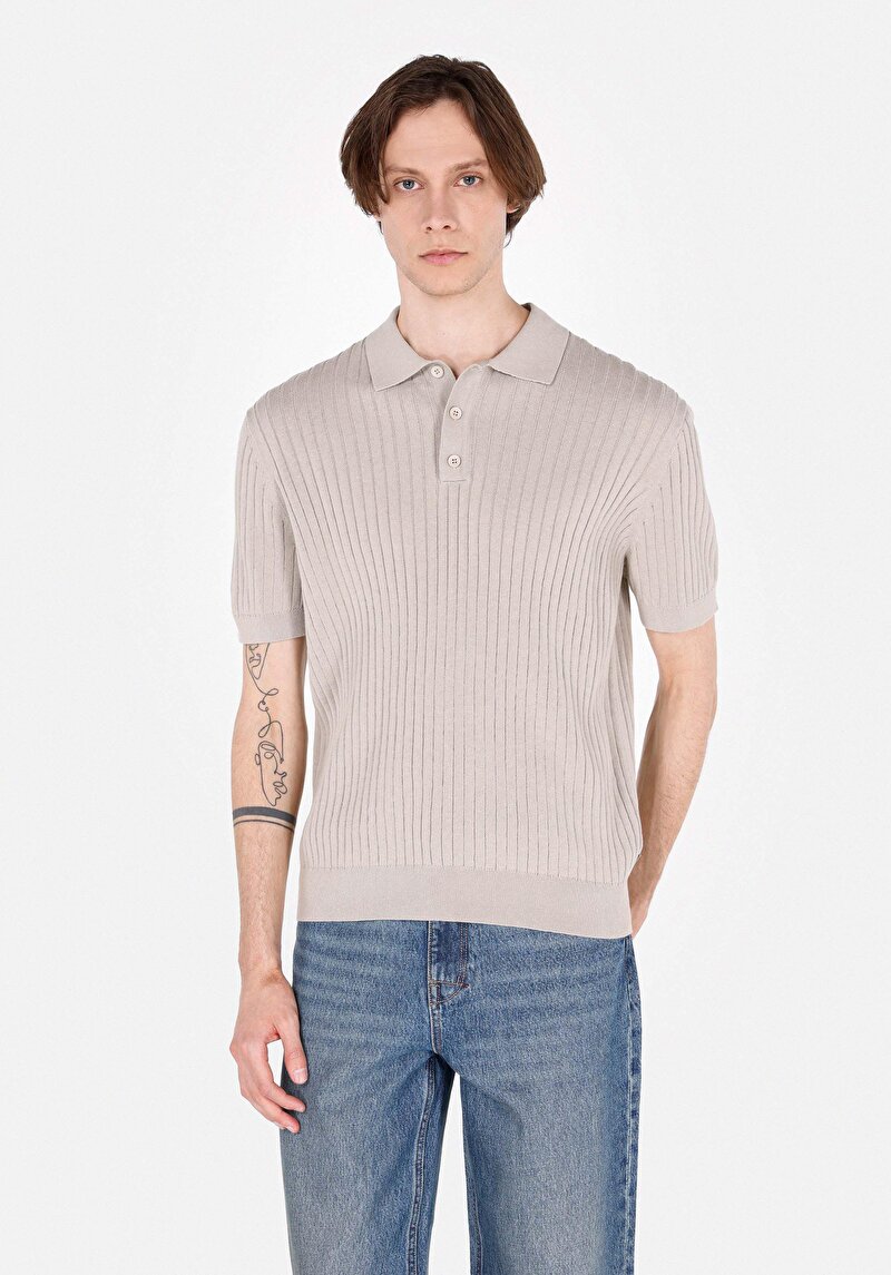 Imagine a Pulover Cu Mâneci Scurte De Barbati Bej Regular Fit  Cl1073995