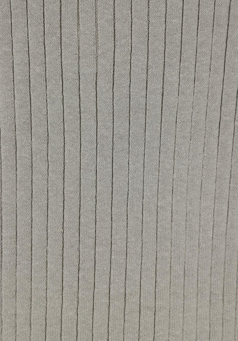 Afișați detalii pentru Pulover Cu Mâneci Scurte De Barbati Verde Regular Fit  Cl1073995