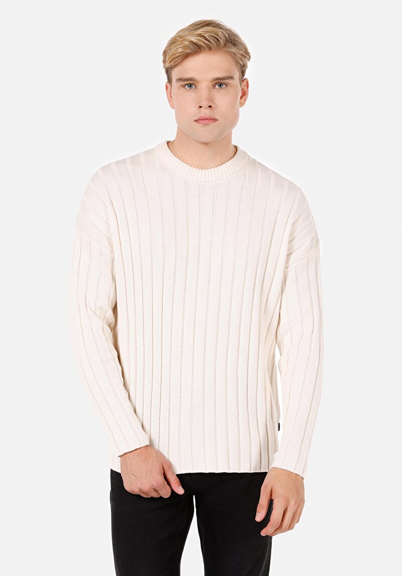 Imagine a Pulover De Barbati Alb Comfort Fit  Cl1074024