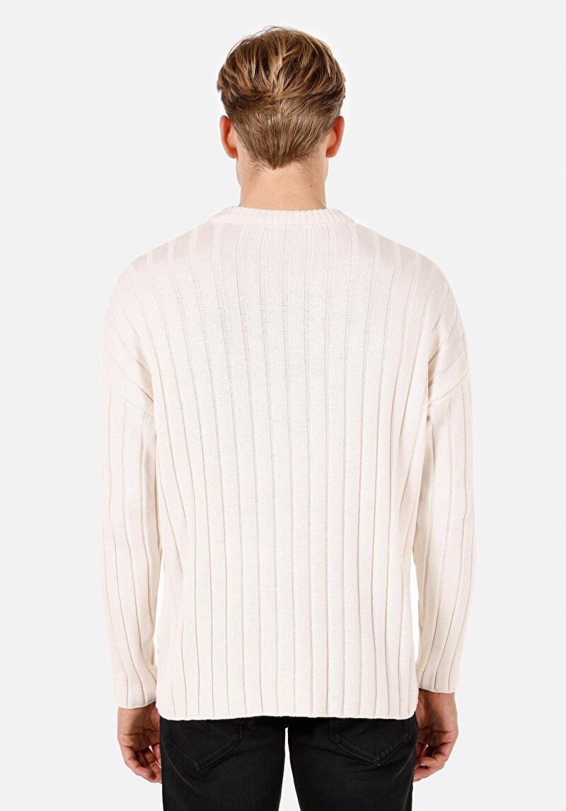 Imagine a Pulover De Barbati Alb Comfort Fit Cl1074024