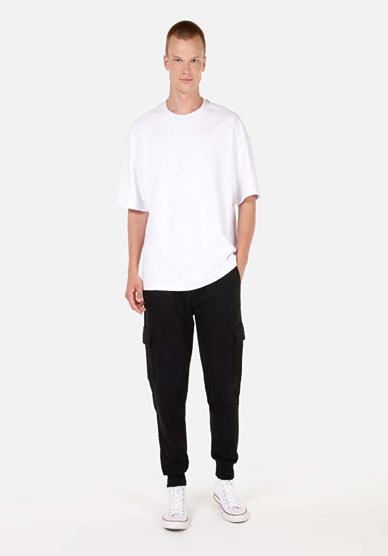 Imagine a Pantaloni De Trening De Barbati Negru Regular Fit  Cl1070814
