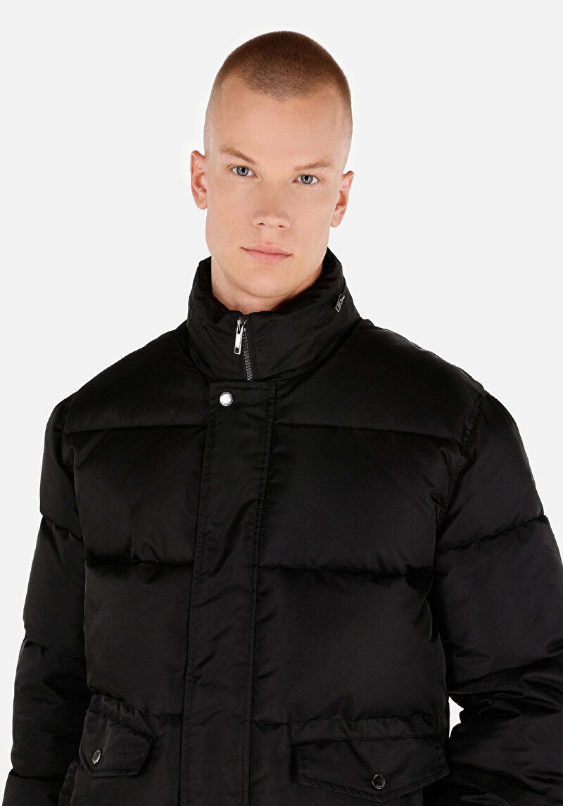 Afișați detalii pentru Palton Negru Pentru Bărbați Regular Fit