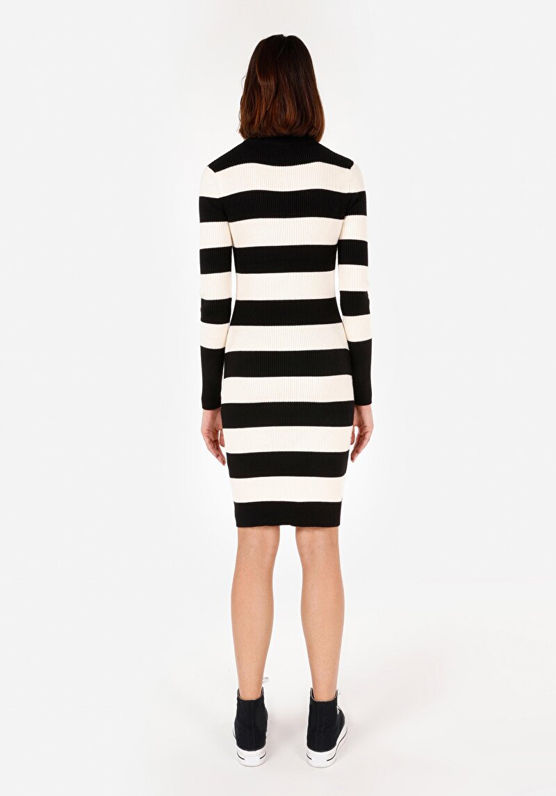 Afișați detalii pentru Rochie De Dama Negru Slim Fit  Cl1071656