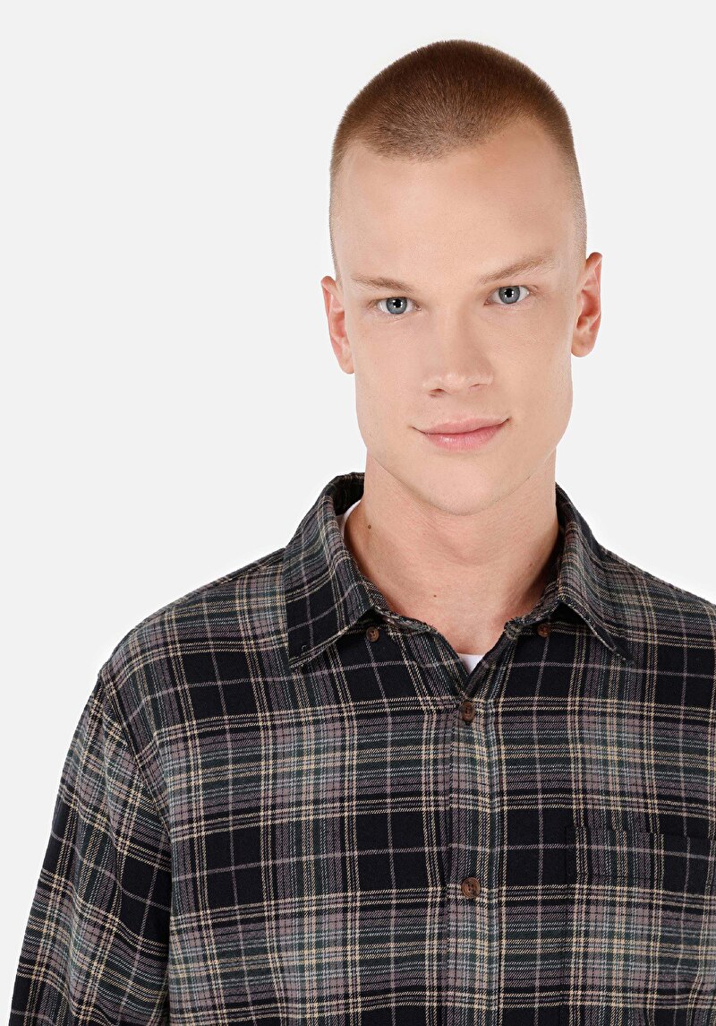 Imagine a Camasa Cu Maneca Lunga De Barbati Verde Regular Fit Cl1070842