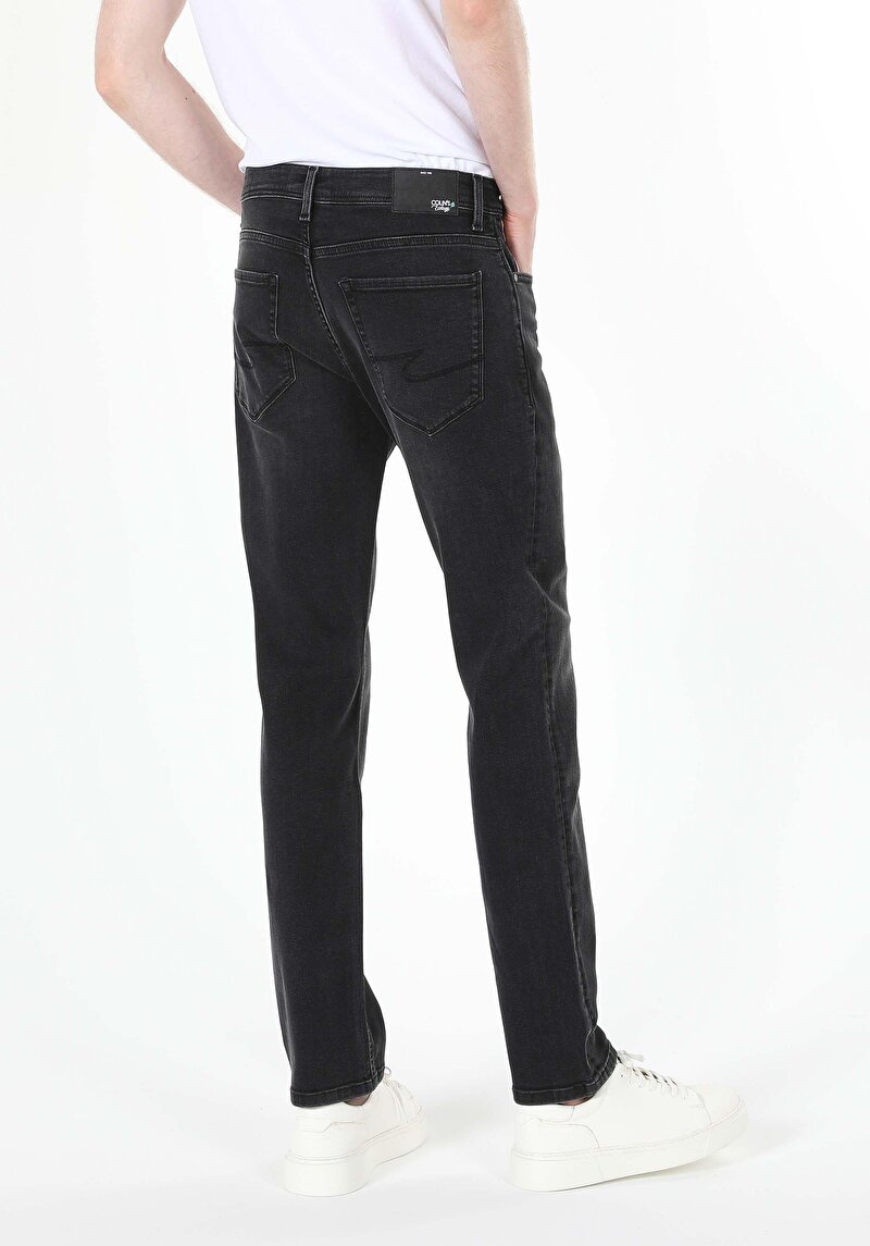 Imagine a Pantaloni De Barbati Denim Regular Fit 045 David Cl1060484