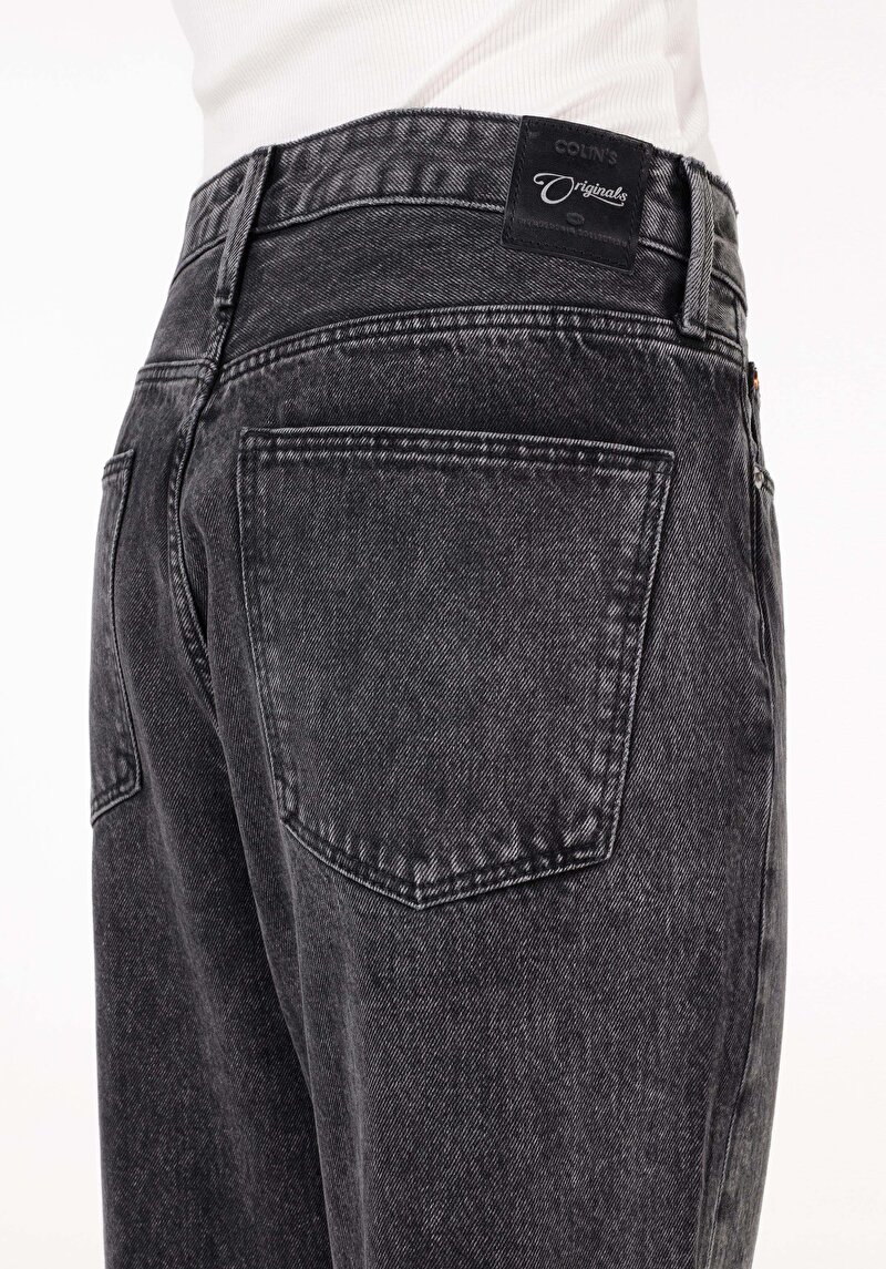 Afișați detalii pentru Pantaloni De Dama Denim Boyfriend Fit 893 Julia Cl1070855