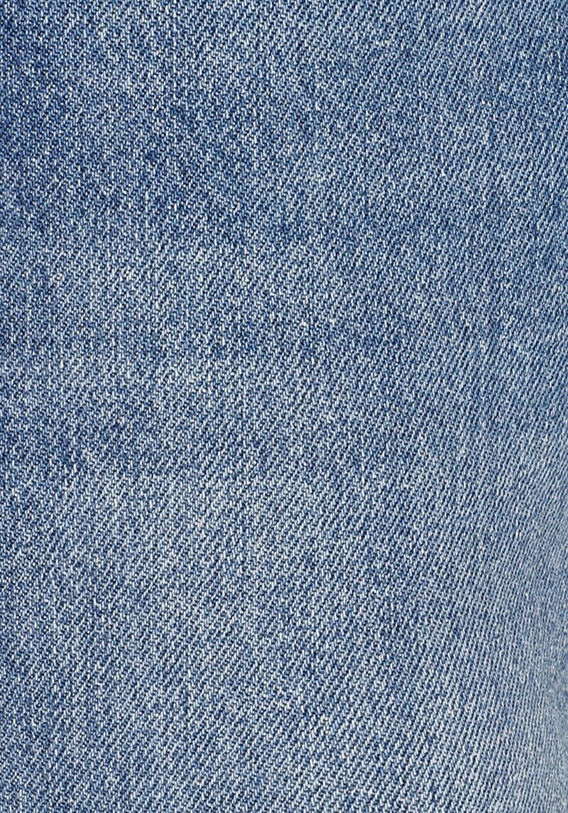 Afișați detalii pentru Blugi Din Denim Pentru Femei Cu Potrivire Dreaptă