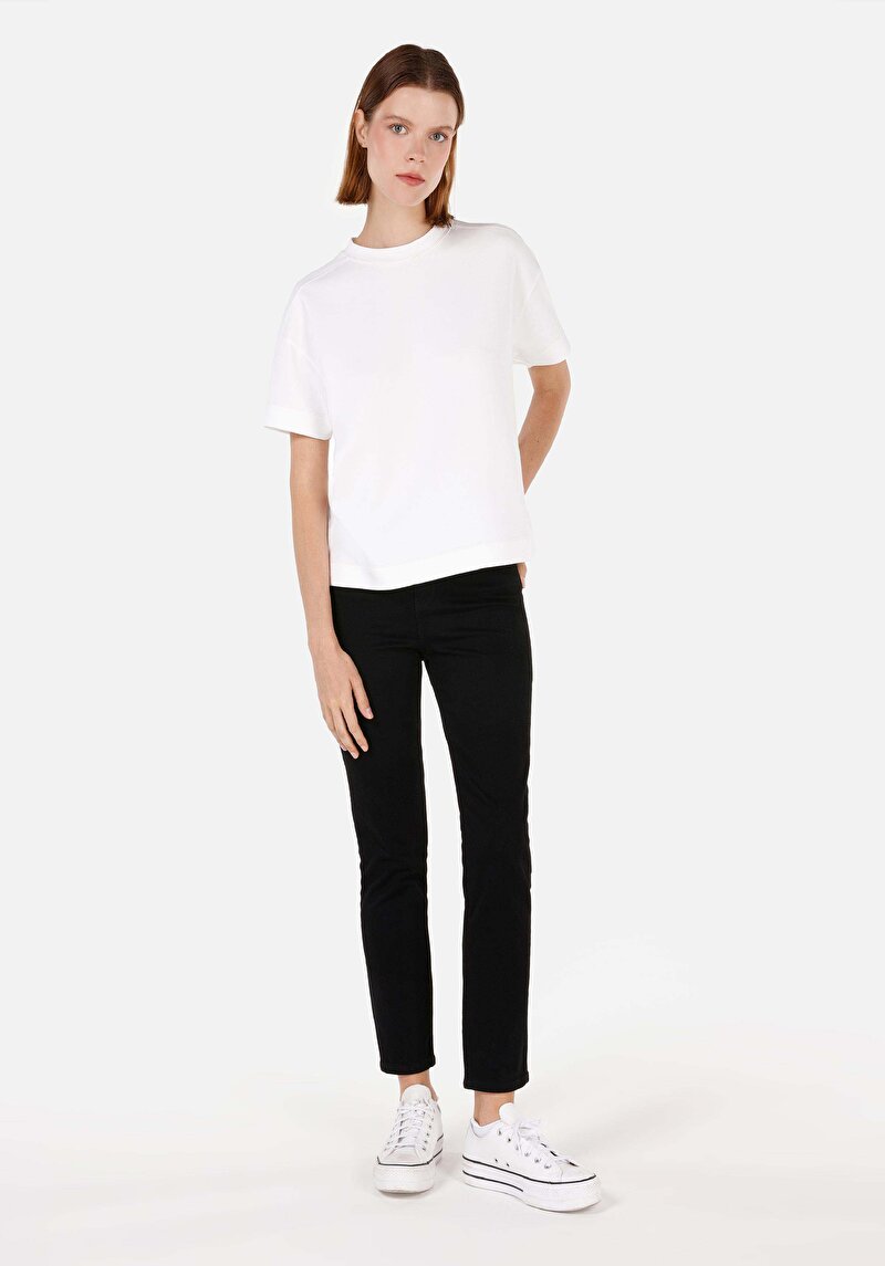 Imagine a Blugi Slim Fit Indigo Pentru Femei