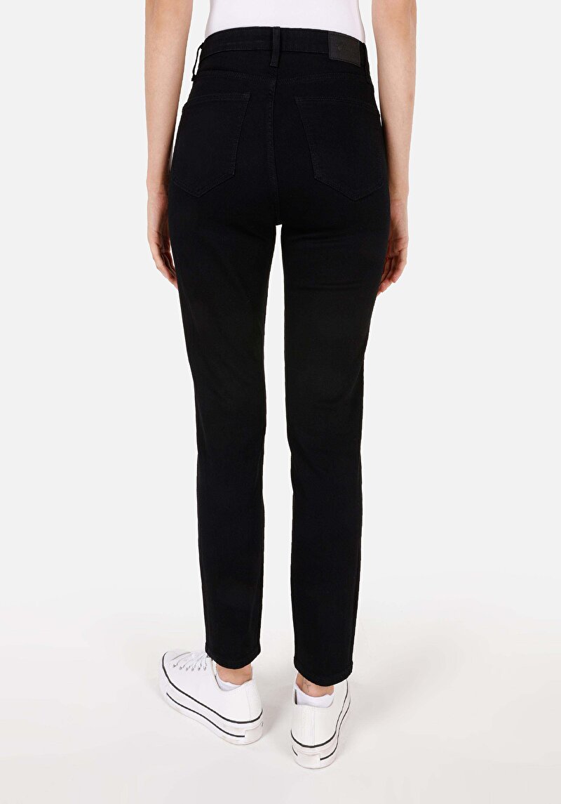 Imagine a Blugi Slim Fit Indigo Pentru Femei