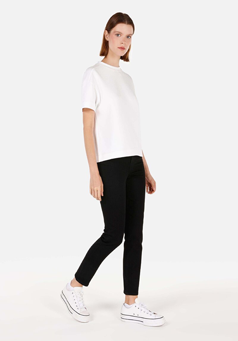 Imagine a Blugi Slim Fit Indigo Pentru Femei