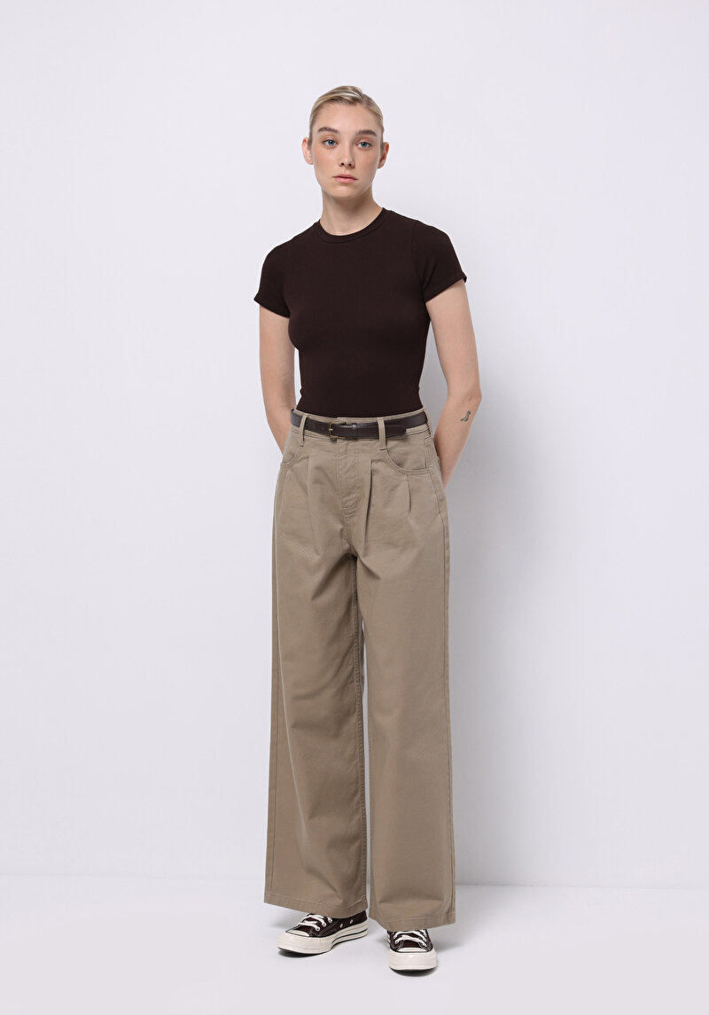 Imagine a Pantaloni De Dama Bej Regular Fit  Cl1070949