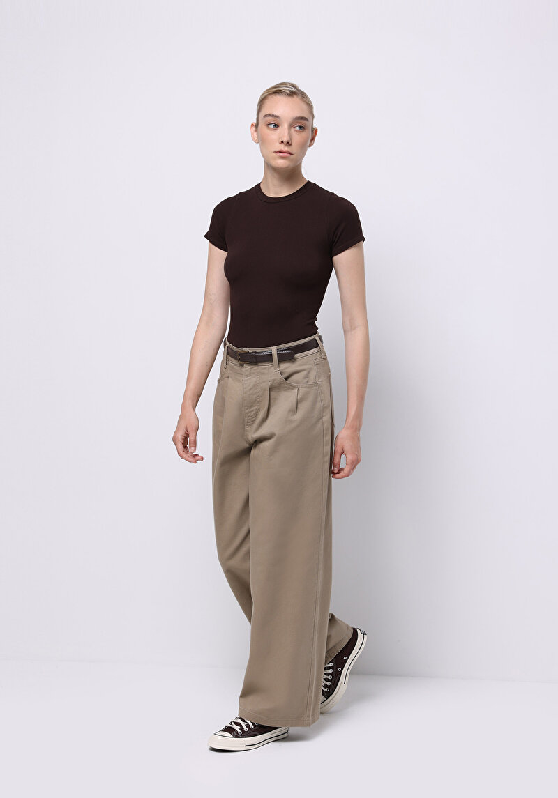 Imagine a Pantaloni De Dama Bej Regular Fit Cl1070949